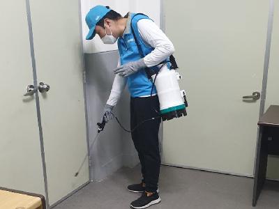 승인받은 약품사용과 한국방역협회의 교육을 통한 전문성과 신뢰감 향상시키고자 합니다.