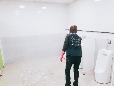 학교 대청소 이미지 3