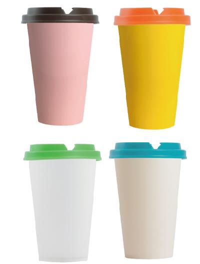 분홍,노랑(위)흰색2개(아래)의 리유저블 컵 4개가 높여있는 모양
