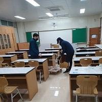 이사용역